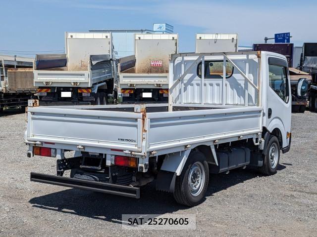 Nissan ATLAS 2019-10 7249818-3