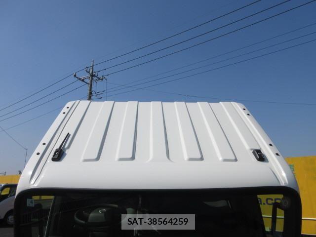 Nissan ATLAS 2026-04 7249814-12