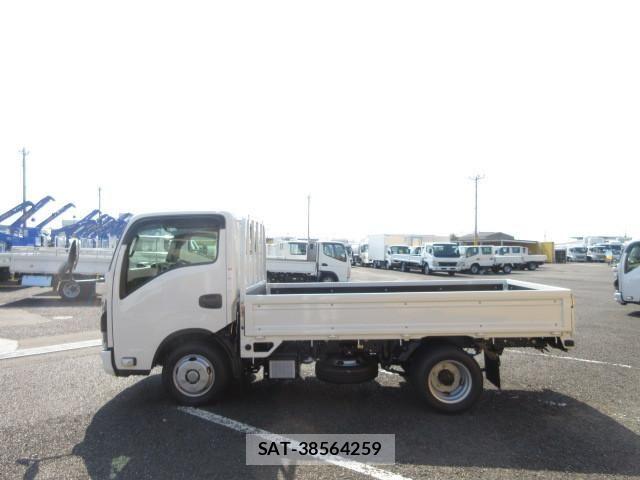 Nissan ATLAS 2026-04 7249814-4