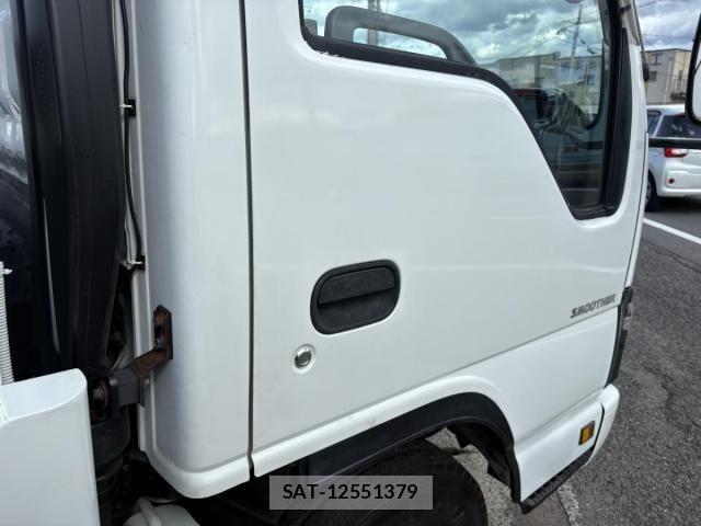 Nissan ATLAS 2005-01 7249810-16