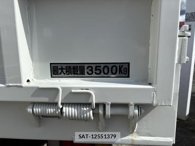 Nissan ATLAS 2005-01 7249810-3