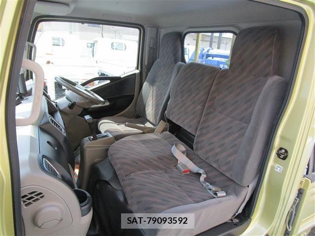Nissan ATLAS 2017-10 7249812-14