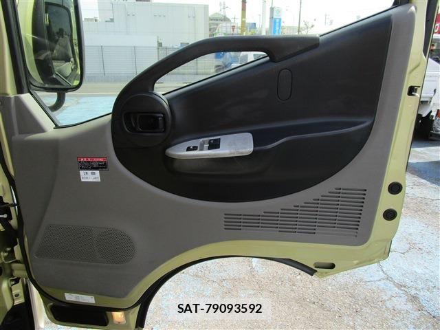 Nissan ATLAS 2017-10 7249812-20