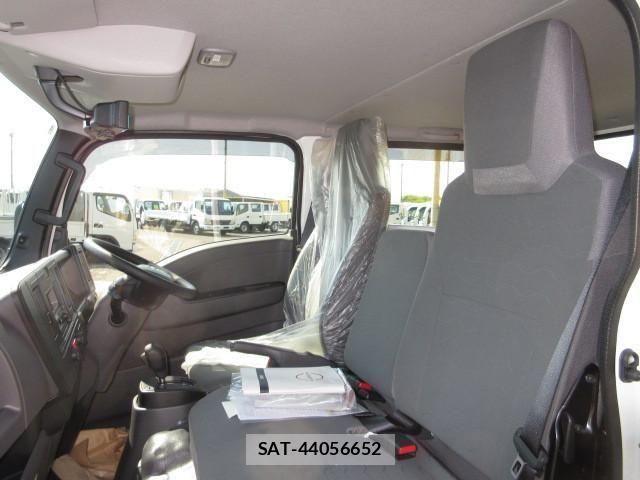 Nissan ATLAS 2026-04 7249596-20