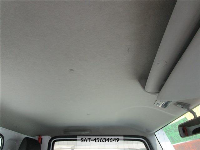 Nissan ATLAS 2012-07 7271532-23