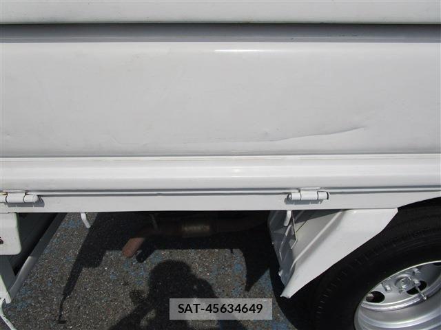 Nissan ATLAS 2012-07 7271532-28