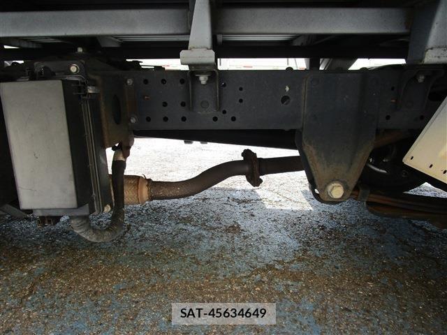 Nissan ATLAS 2012-07 7271532-29