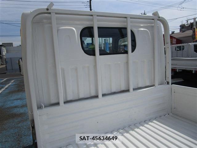 Nissan ATLAS 2012-07 7271532-7