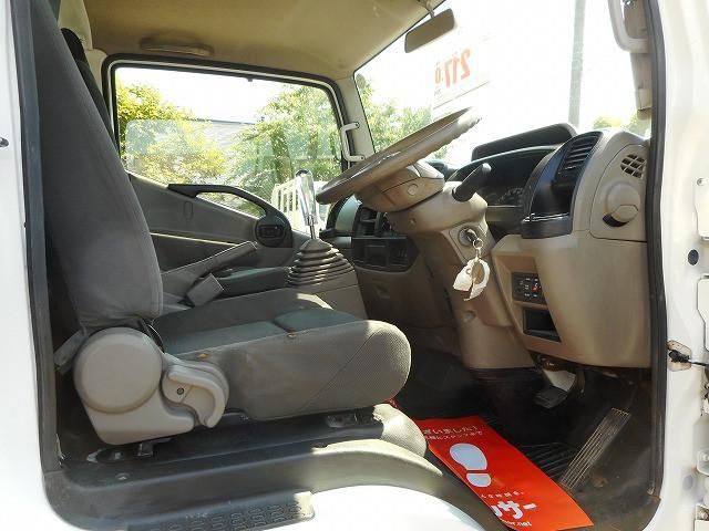 Nissan ATLAS 2014-10 7306650-12