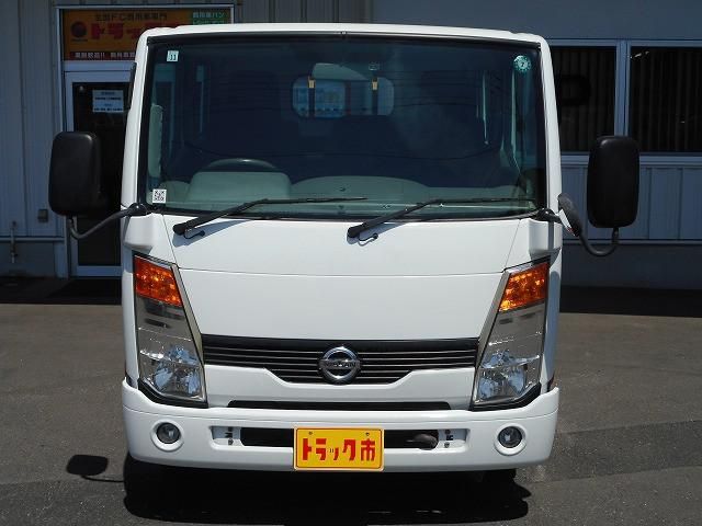 Nissan ATLAS 2014-10 7306650-1