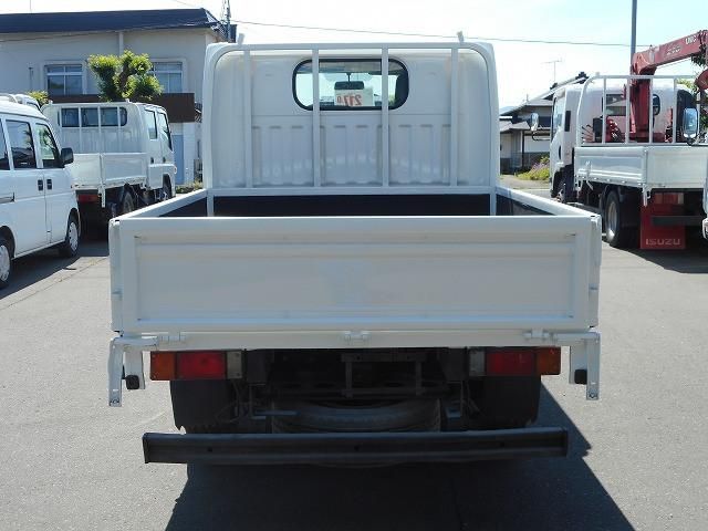 Nissan ATLAS 2014-10 7306650-5