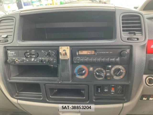 Nissan ATLAS 2016-03 7325687-19