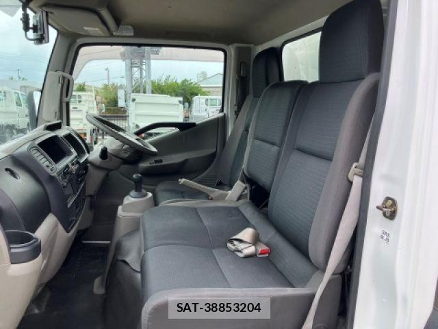 Nissan ATLAS 2016-03 7325687-25