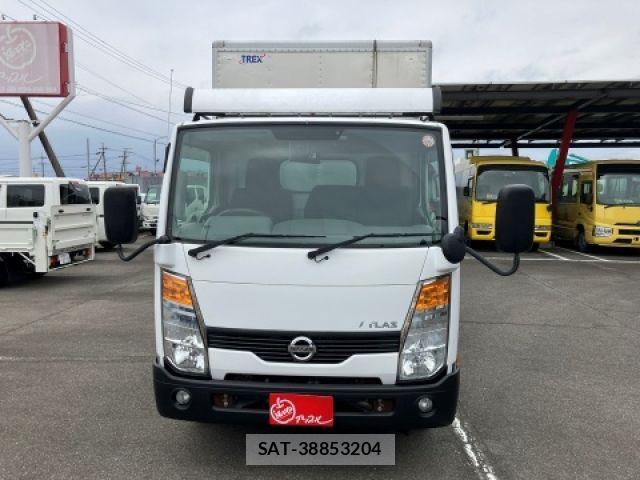 Nissan ATLAS 2016-03 7325687-2