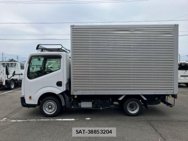 Nissan ATLAS 2016-03 7325687-4