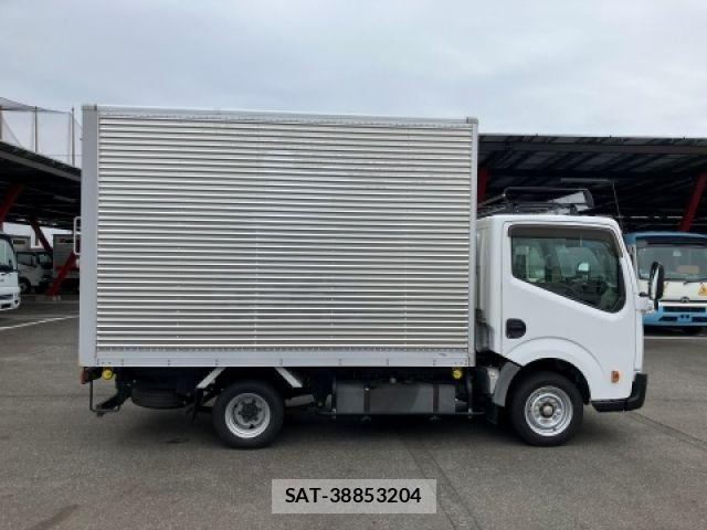 Nissan ATLAS 2016-03 7325687-5