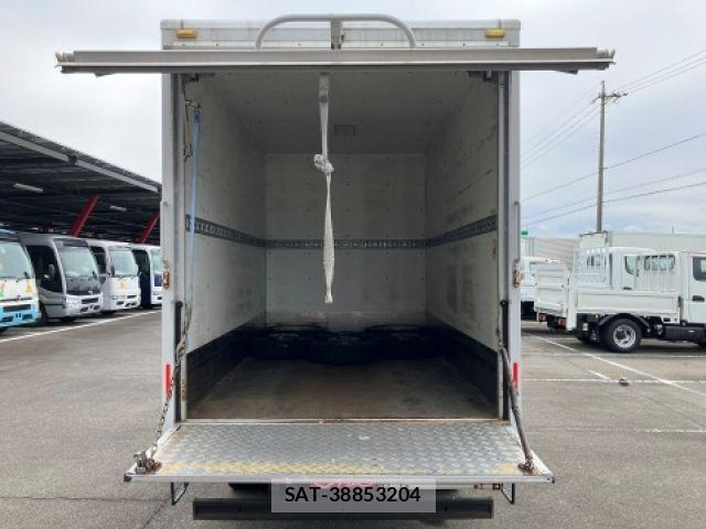 Nissan ATLAS 2016-03 7325687-6