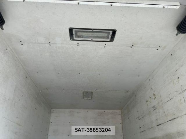 Nissan ATLAS 2016-03 7325687-8