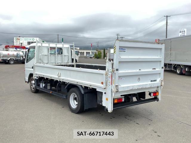 Nissan ATLAS 2014-01 7356834-3