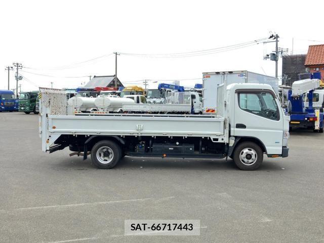 Nissan ATLAS 2014-01 7356834-5
