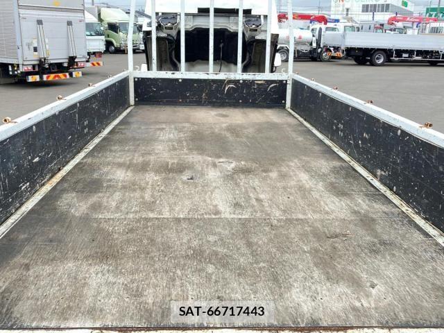 Nissan ATLAS 2014-01 7356834-6