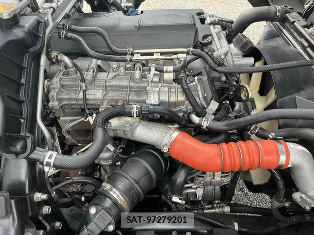 Nissan ATLAS 2019-04 7356838-22
