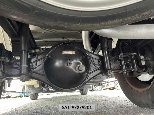 Nissan ATLAS 2019-04 7356838-24