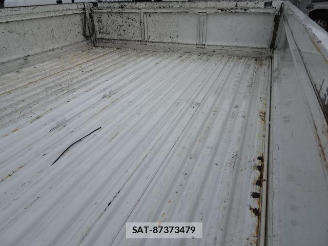 Nissan ATLAS 2015-12 7356832-11