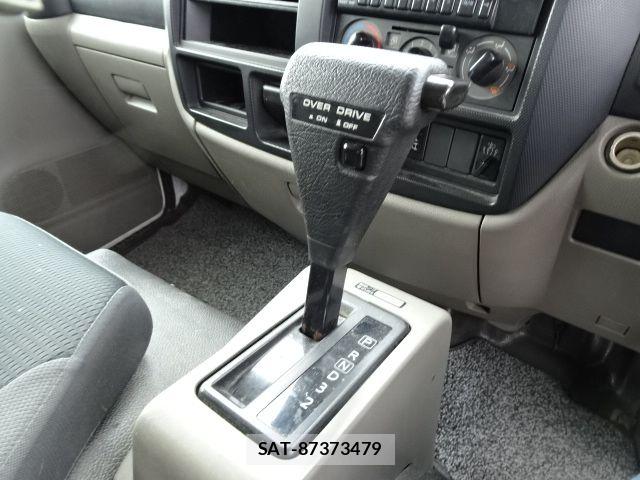 Nissan ATLAS 2015-12 7356832-16