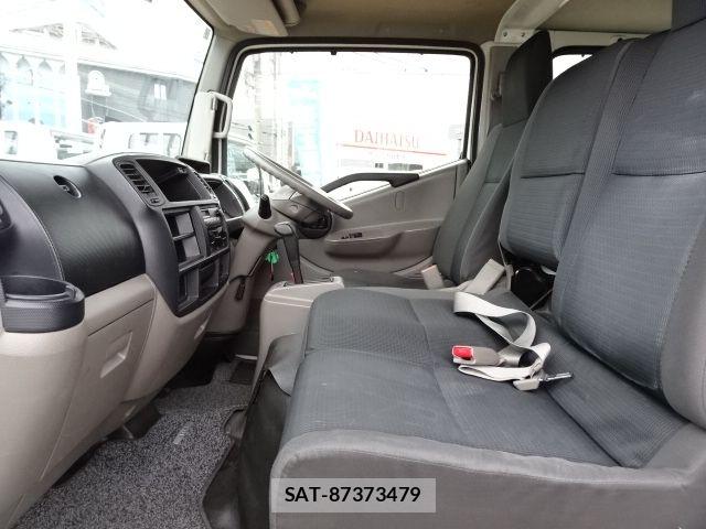 Nissan ATLAS 2015-12 7356832-21