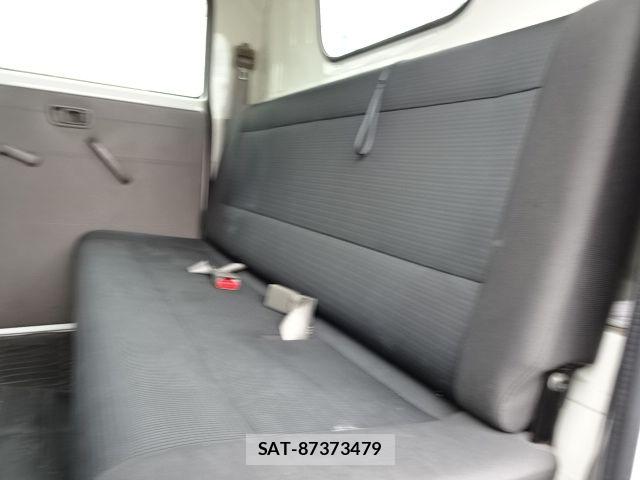 Nissan ATLAS 2015-12 7356832-22