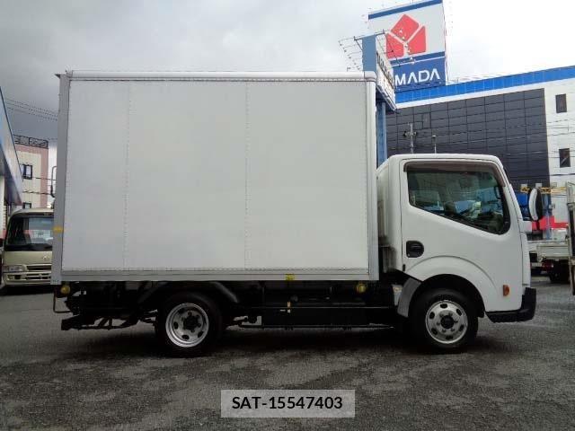 Nissan ATLAS 2015-05 7391381-15