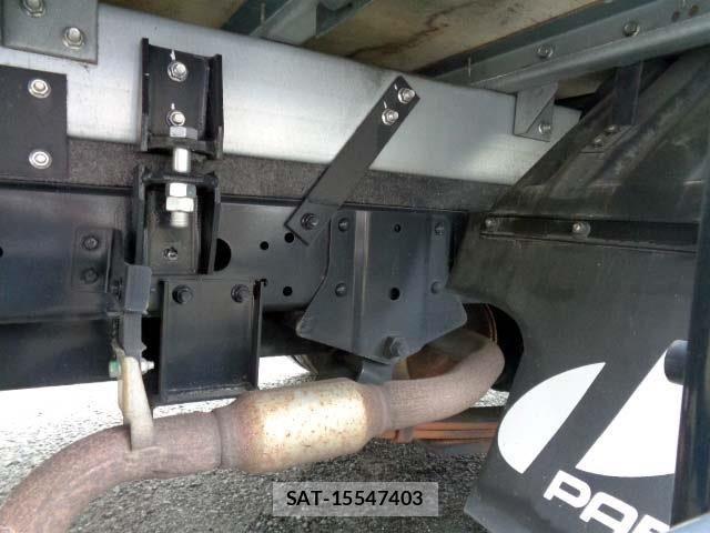 Nissan ATLAS 2015-05 7391381-17