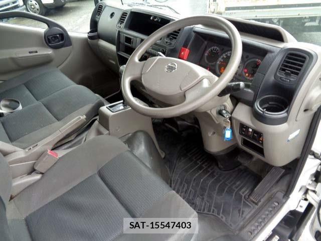 Nissan ATLAS 2015-05 7391381-2