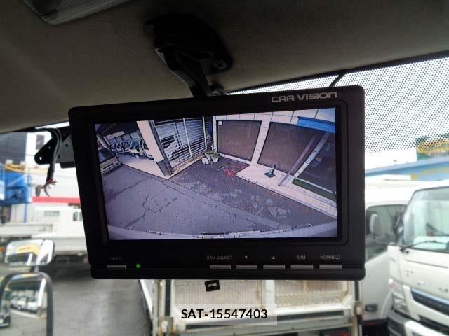Nissan ATLAS 2015-05 7391381-5