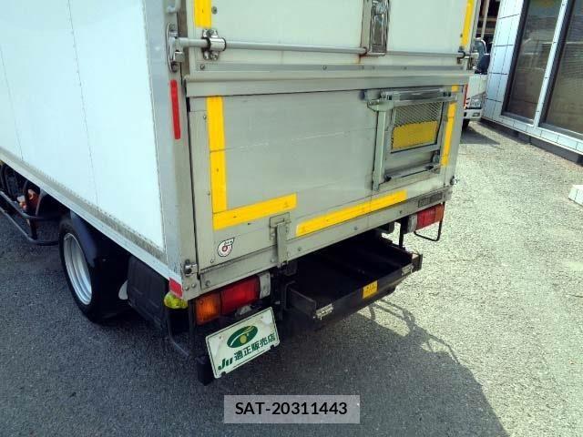 Nissan ATLAS 2015-05 7391377-13