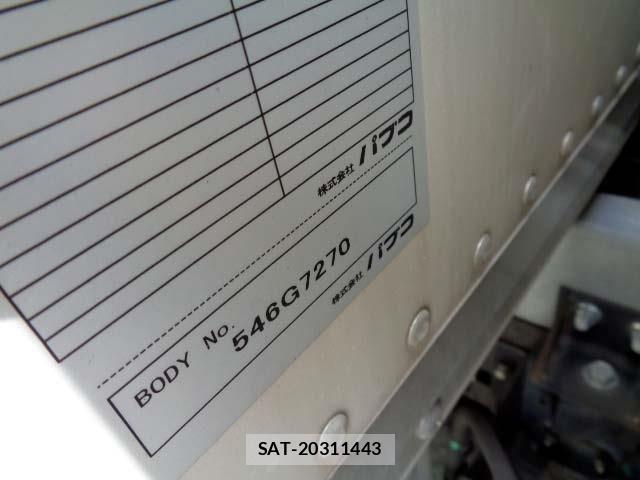 Nissan ATLAS 2015-05 7391377-20