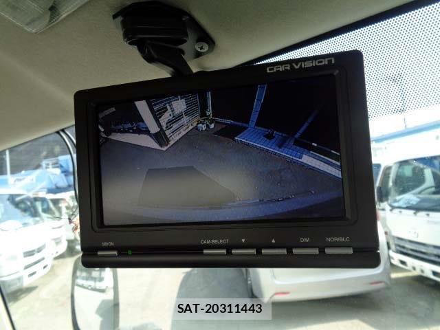 Nissan ATLAS 2015-05 7391377-5