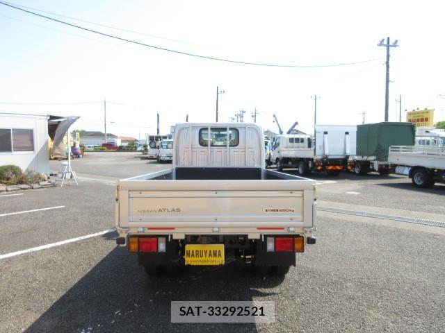 Nissan ATLAS 2026-04 7499546-6