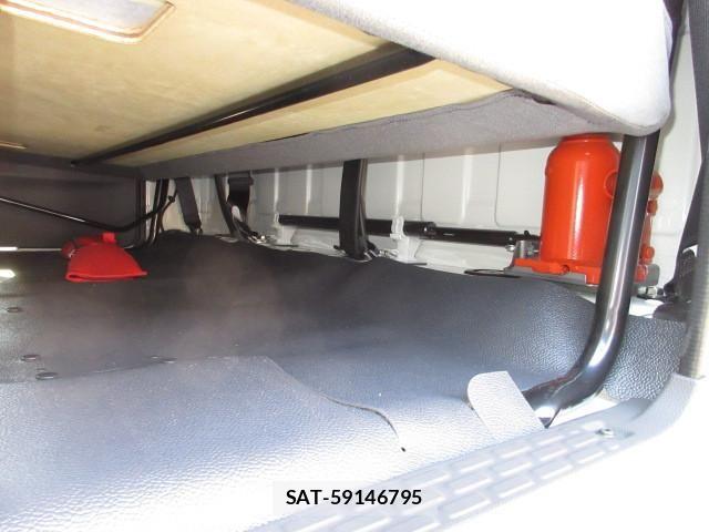 Nissan ATLAS 2026-04 7499542-24