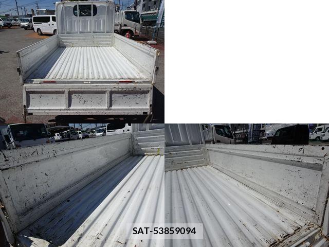 Nissan ATLAS 2016-05 7499551-7