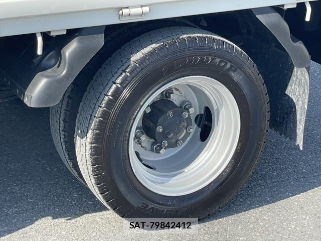 Nissan ATLAS 2020-06 7499548-9