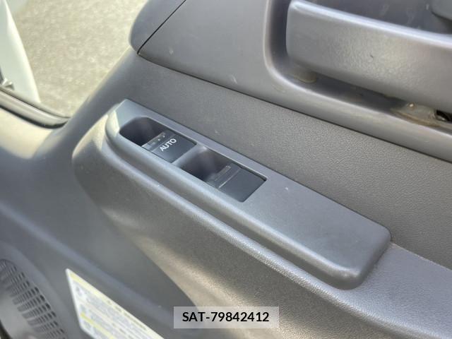 Nissan ATLAS 2020-06 7499548-16
