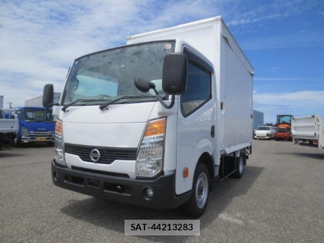 Nissan ATLAS 2015-05 7499556-2