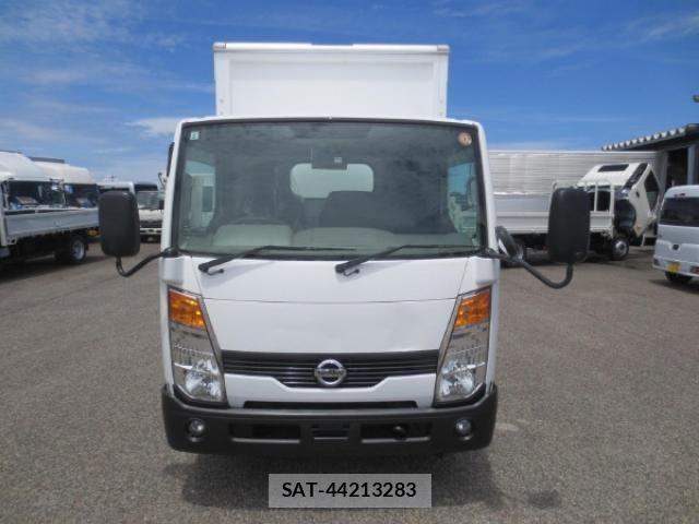 Nissan ATLAS 2015-05 7499556-5