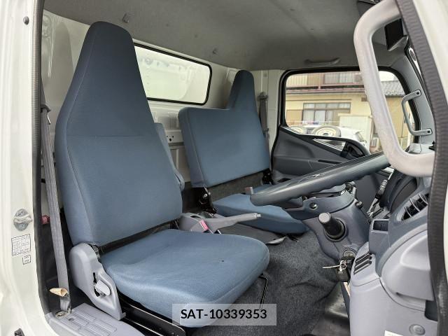 Nissan ATLAS 2016-12 7499553-14
