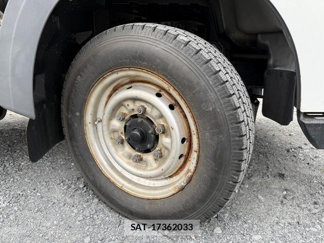 Nissan ATLAS 2010-03 7499550-11