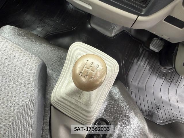 Nissan ATLAS 2010-03 7499550-19