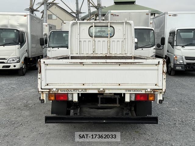 Nissan ATLAS 2010-03 7499550-27