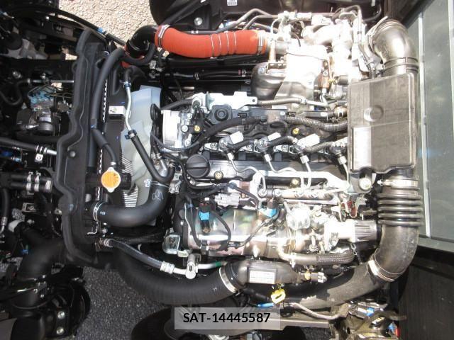 Nissan ATLAS 2026-04 7499545-21